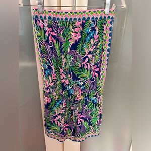 EUC LILLY PULITZER
RIKKI ROMPER
BOREALIS BLUE
HOW YOU LIKE ME PROWL
